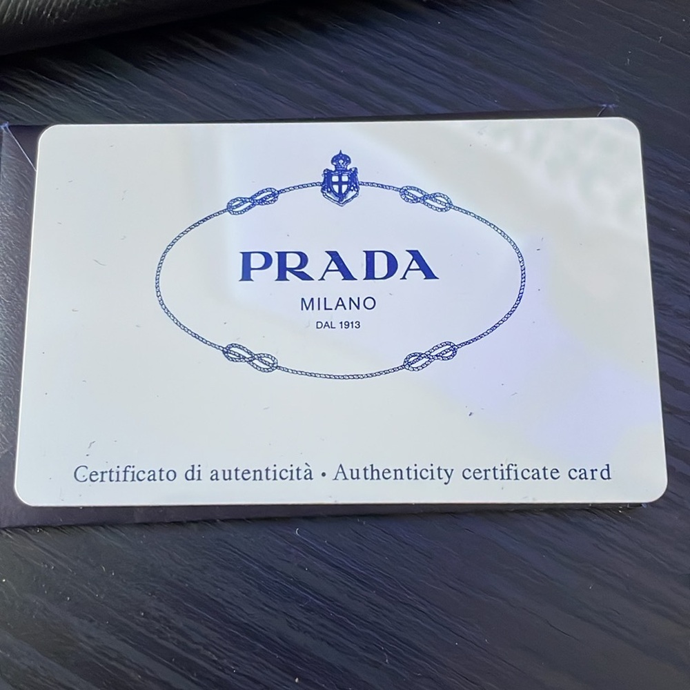 Prada Saffiano Leather Continental Wallet with box and COA - Picture 4 of 16